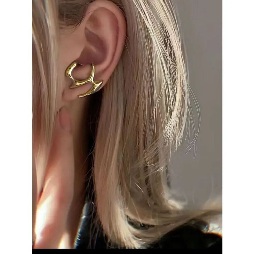 Gold Sculptural Ear Cuff - Modern Women’s Jewelry R 415